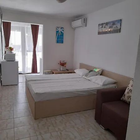 Apartmán Garsoniera Saturn